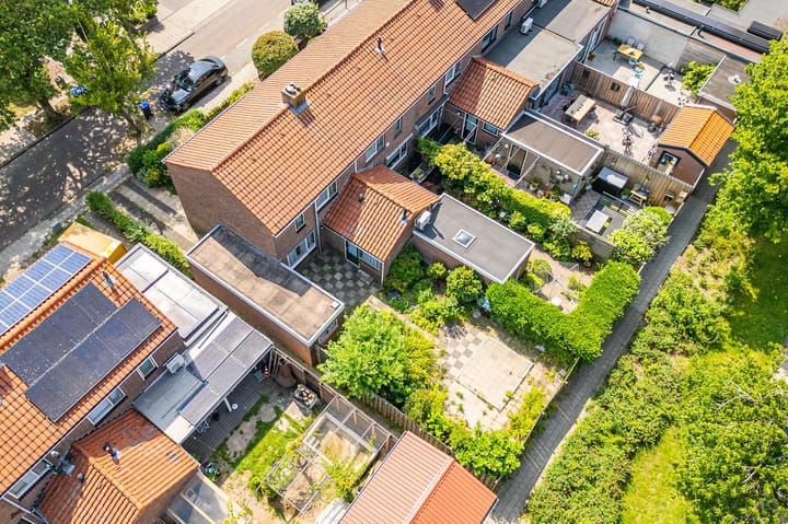 Foto 36 van Julianalaan 49