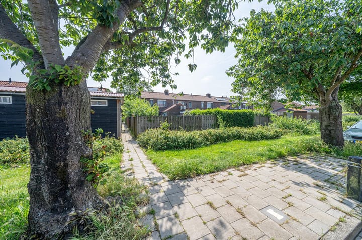 Foto 37 van Julianalaan 49