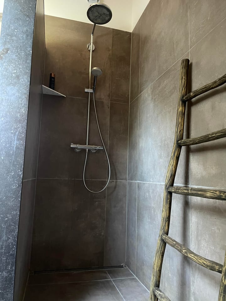 Photo 91 of Bredasebaan 66