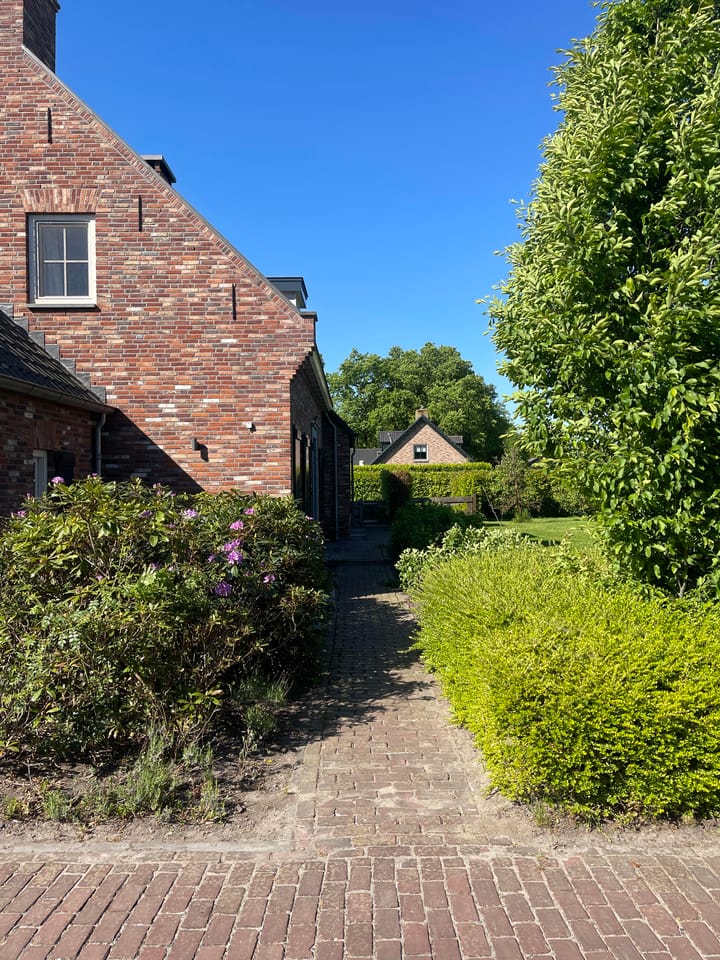 Photo 109 of Bredasebaan 66