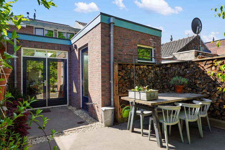 Foto 37 van Akkerstraat 67