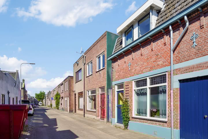 Foto 48 van Akkerstraat 67