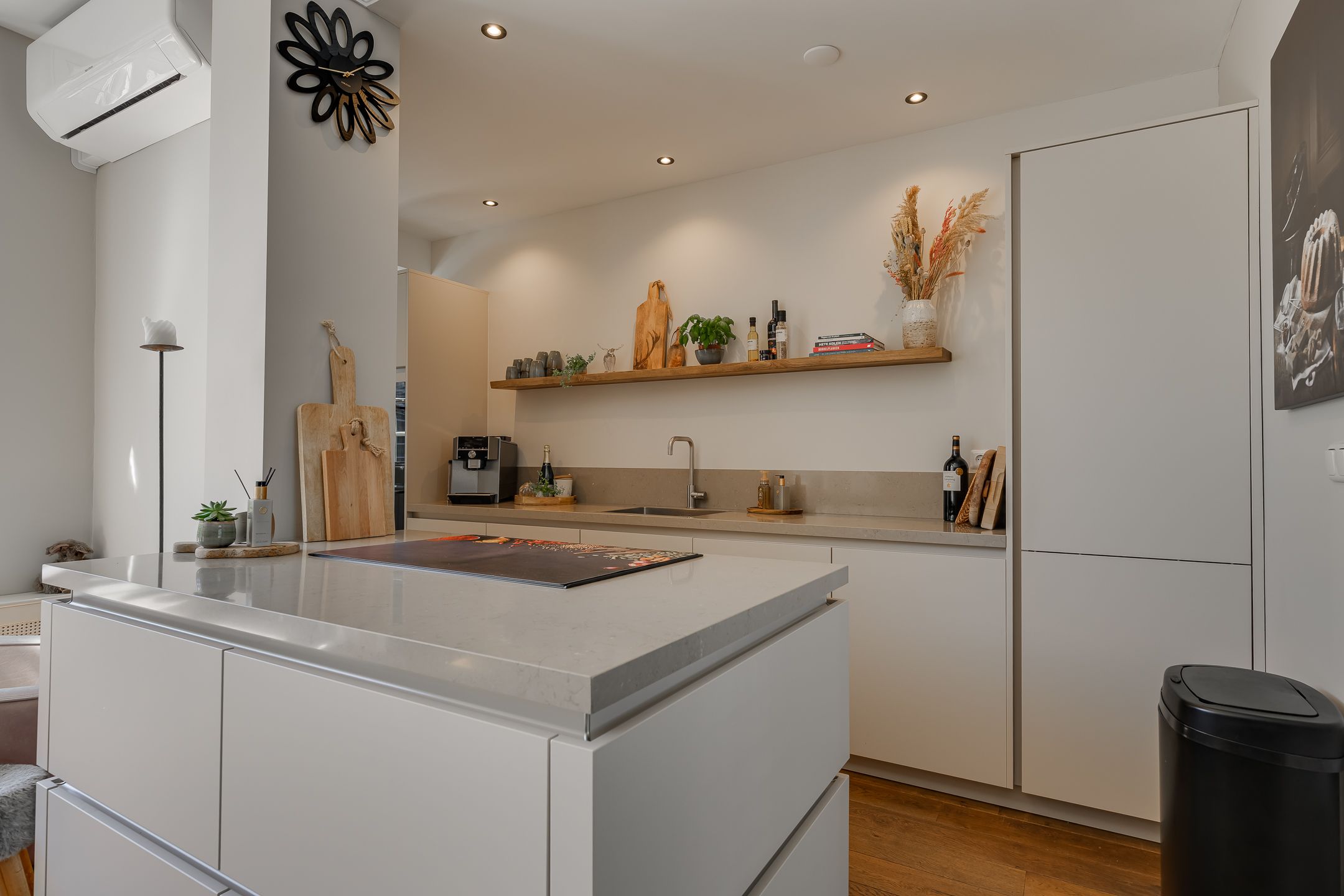 Foto 12 van Hoge Rijndijk 203