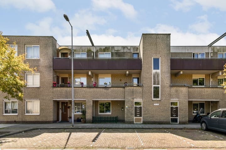 Foto 2 van Overleg 100