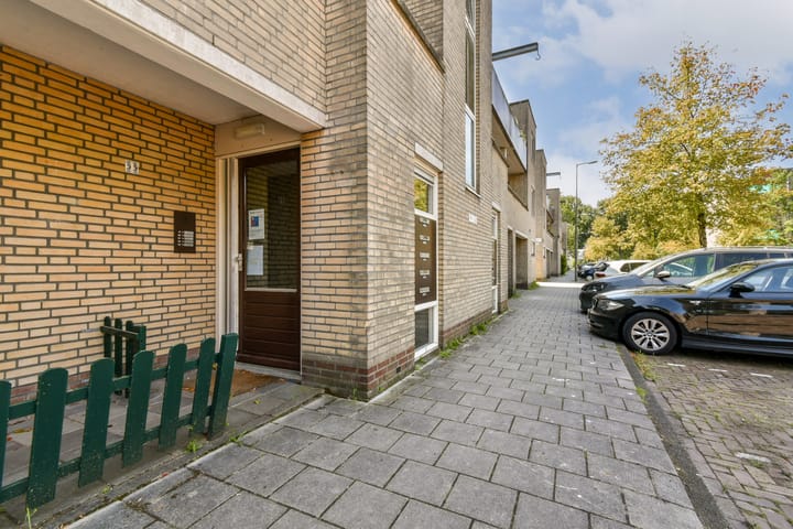 Foto 4 van Overleg 100