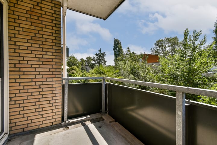 Foto 15 van Overleg 100