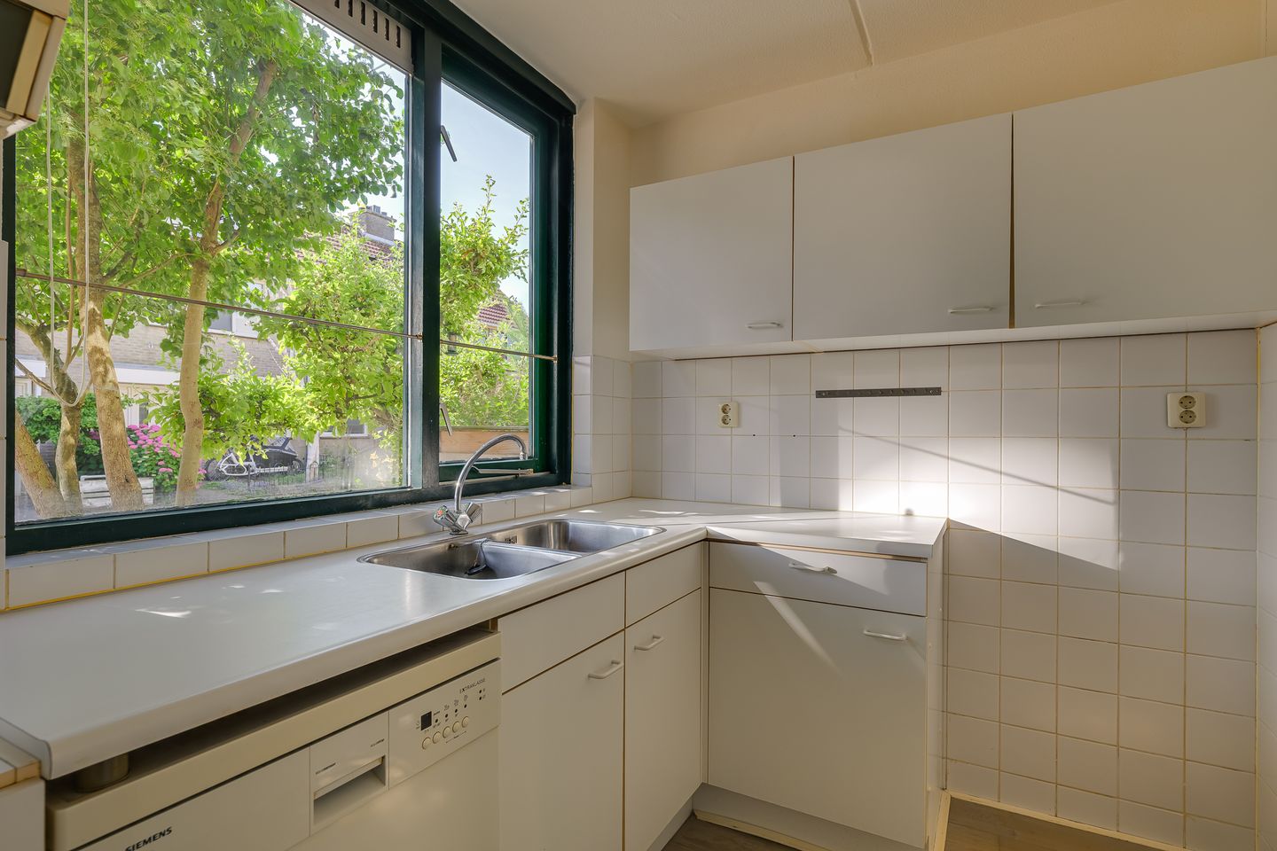 Foto 14 van Adriaan Schuurmanlaan 9