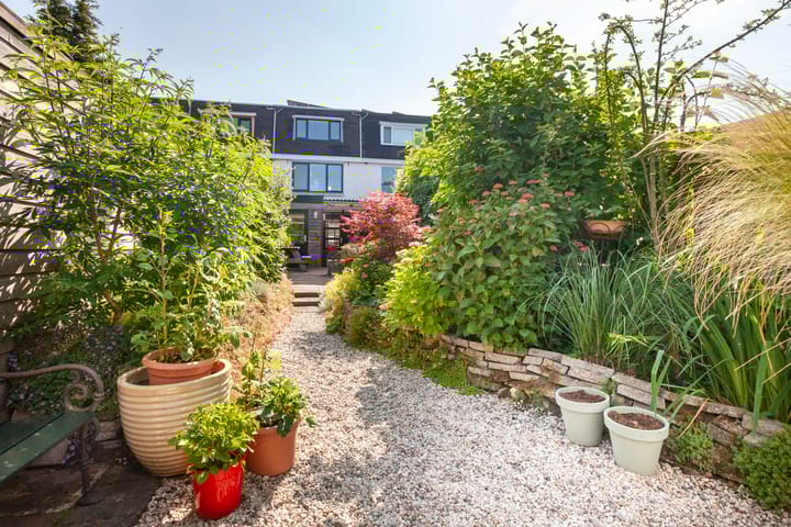 Foto 2 van Warmoezierskade 22