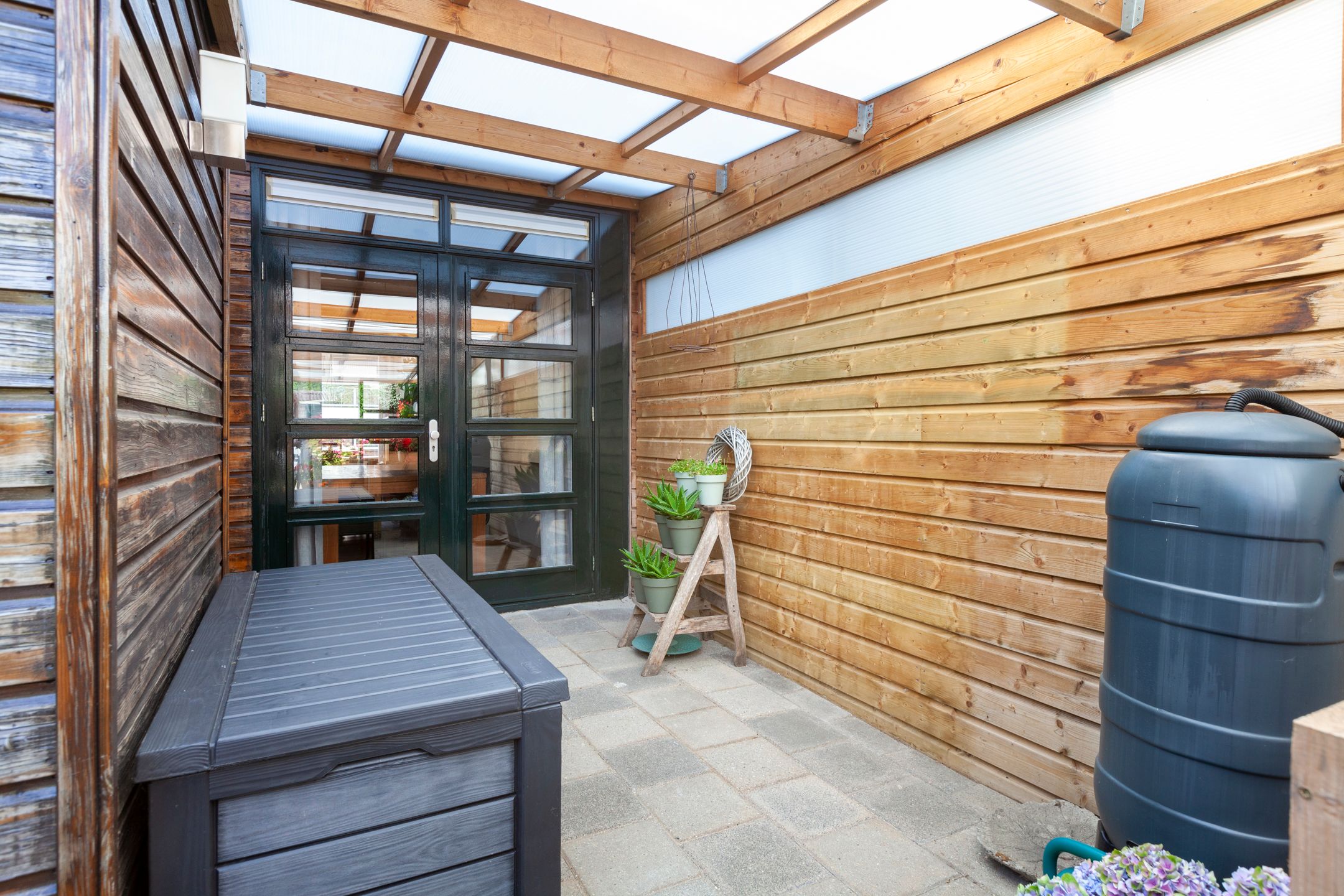 Foto 24 van Warmoezierskade 22