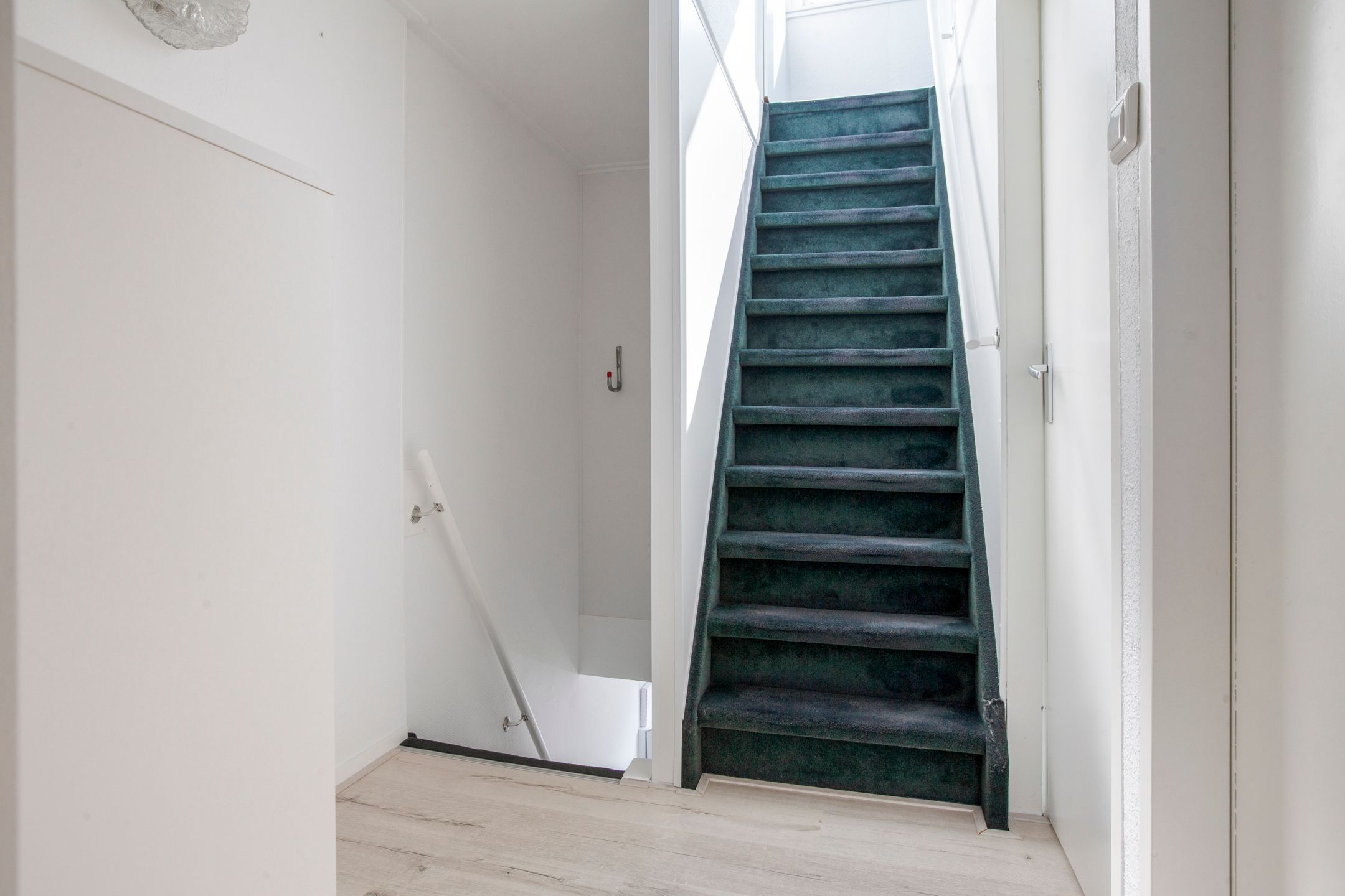 Foto 30 van Warmoezierskade 22