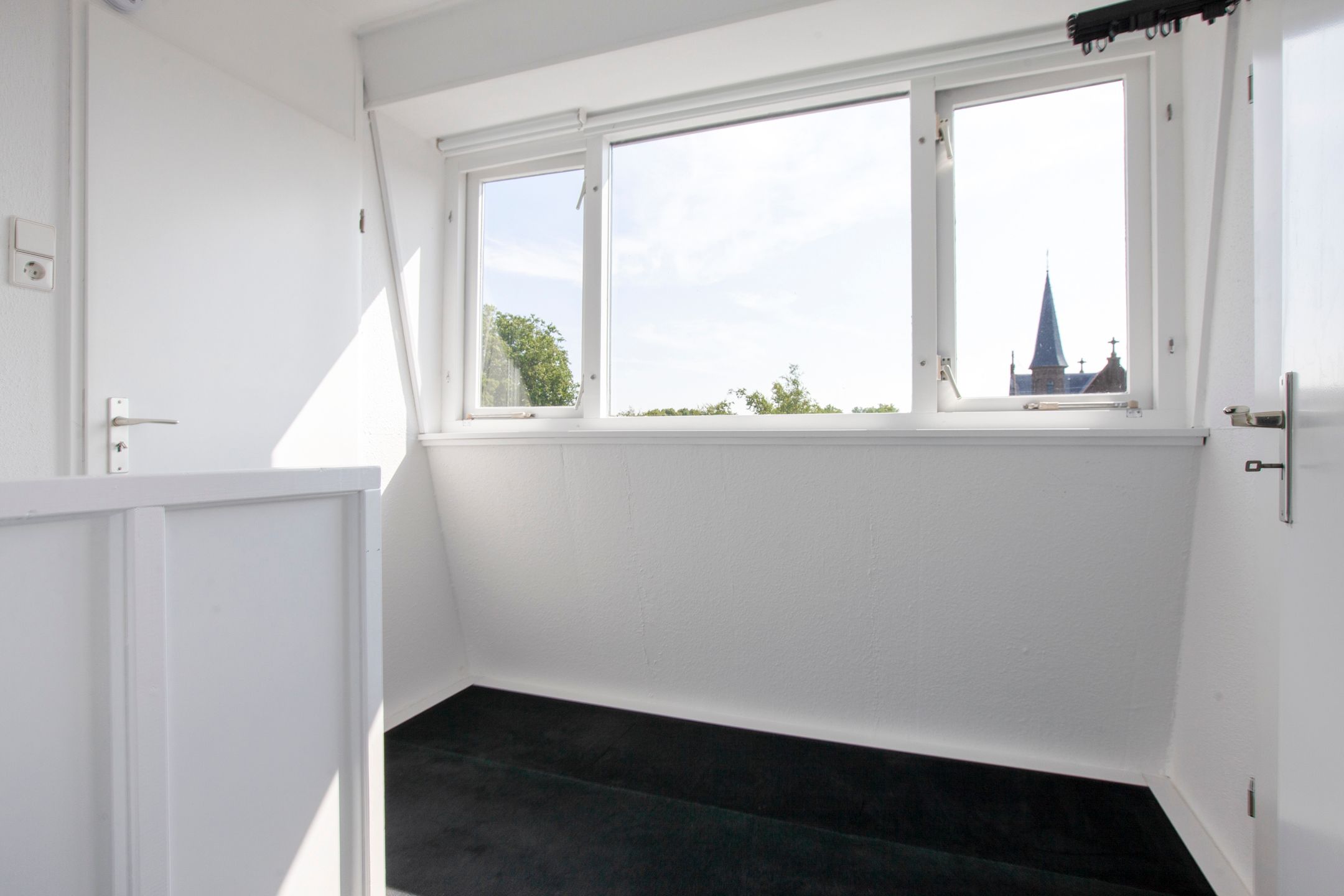 Foto 39 van Warmoezierskade 22