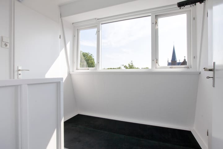 Foto 39 van Warmoezierskade 22