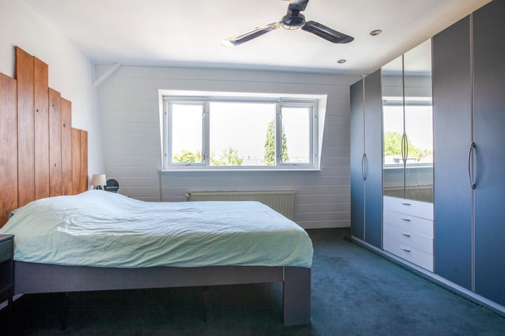 Foto 42 van Warmoezierskade 22