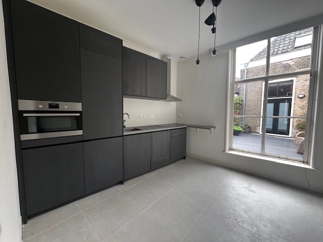 Foto 2 van Achter de Waag 12