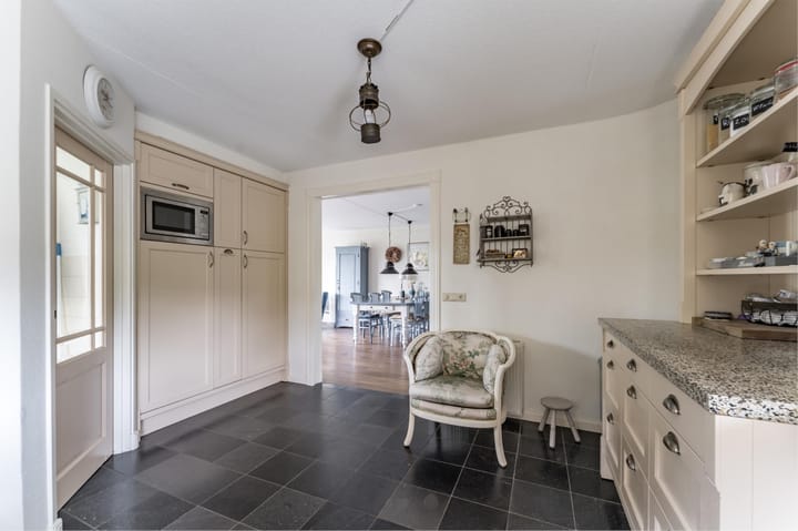 Foto 13 van De Dijk 12-A