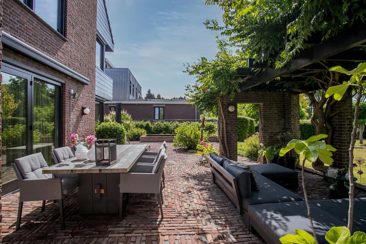 Foto 60 van Venloseweg 35