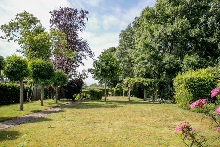 Foto 73 van Venloseweg 35