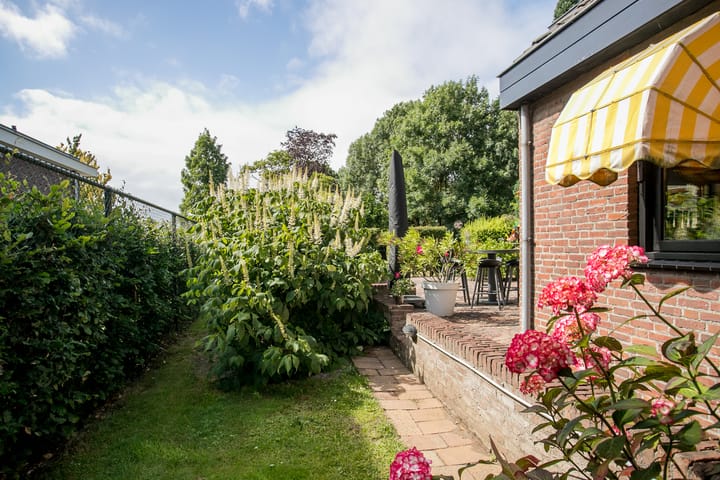 Foto 90 van Venloseweg 35