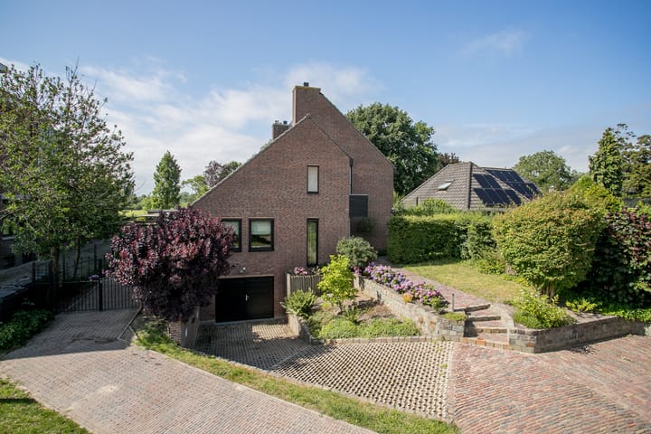 Foto 92 van Venloseweg 35