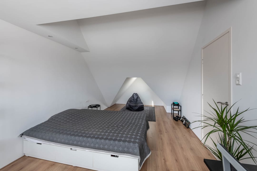 Foto 38 van Doverstraat 9