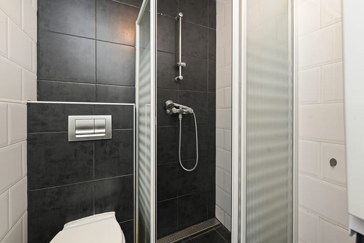 Photo 15 of Vlaardingerdijk 157-A