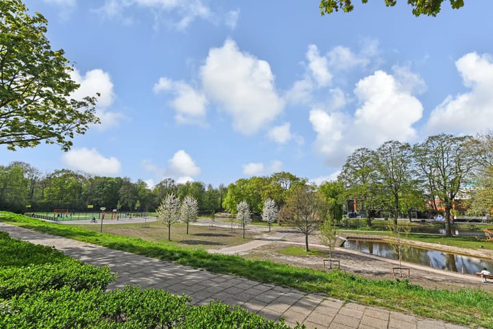 Photo 24 of Vlaardingerdijk 157-A