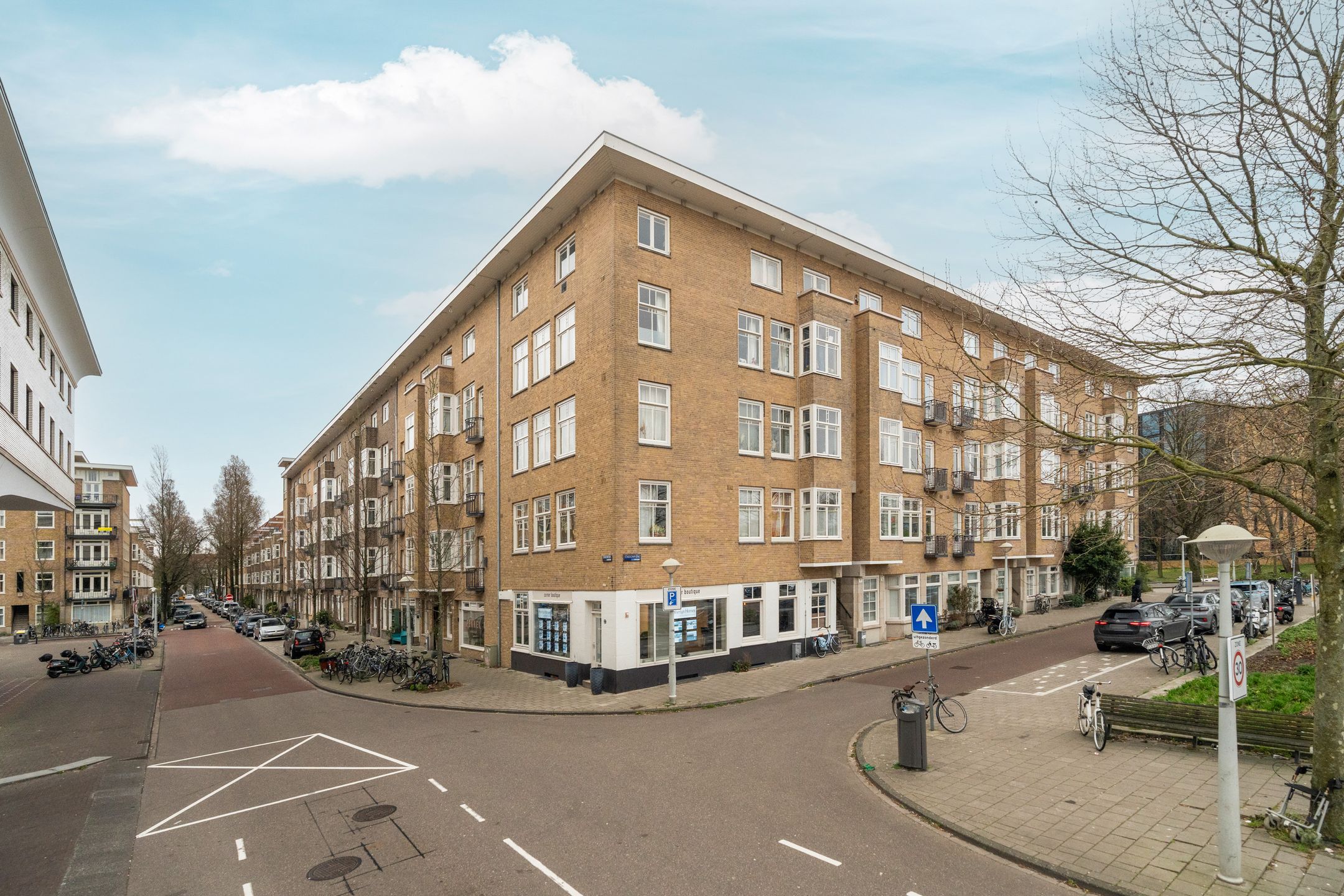 Foto 30 van Stadionplein 77-2