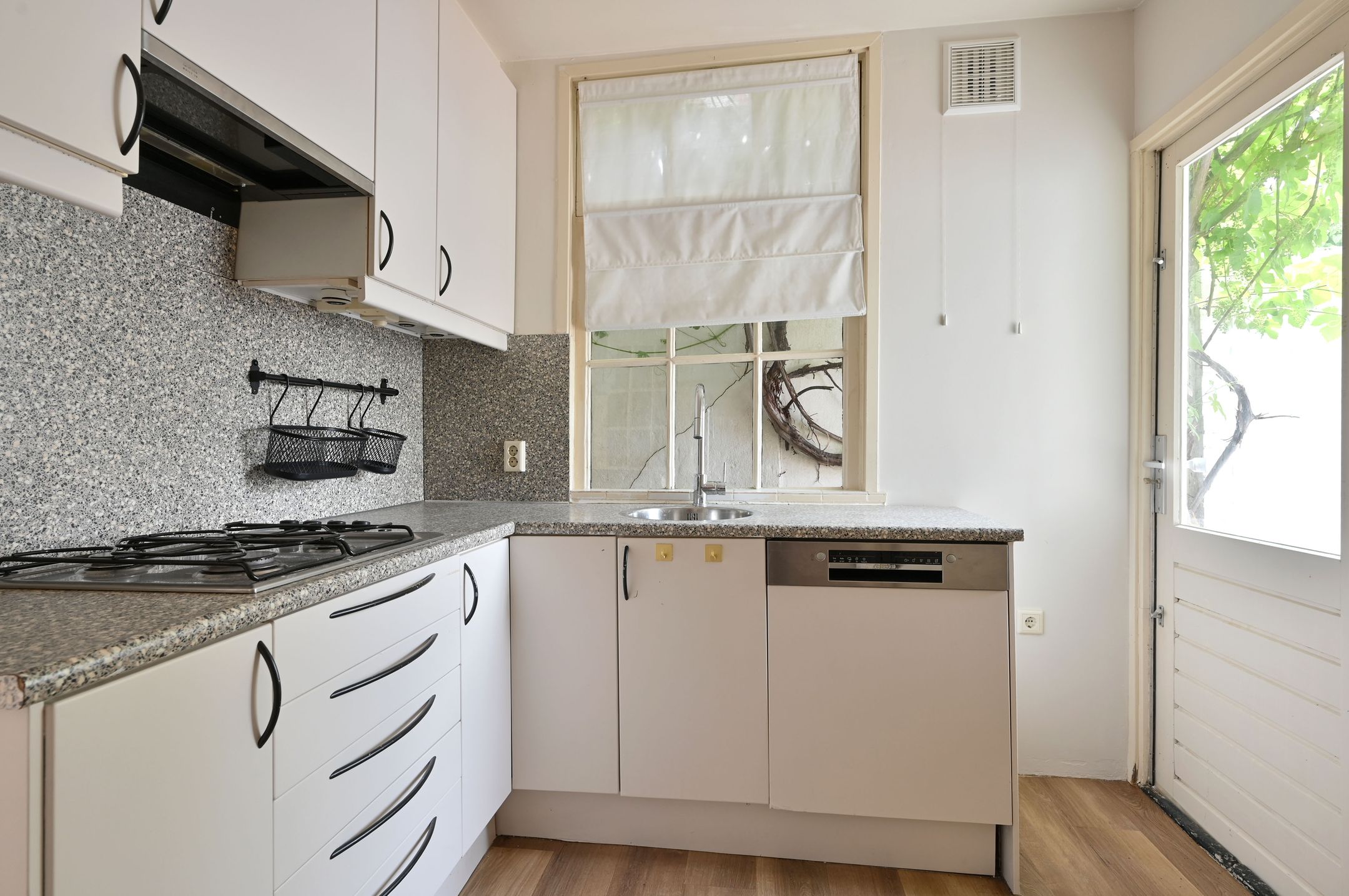 Photo 9 of Jan Massenstraat 15