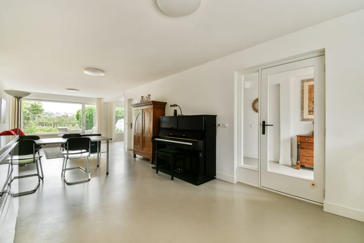 Photo 9 of Overmeerseweg 98