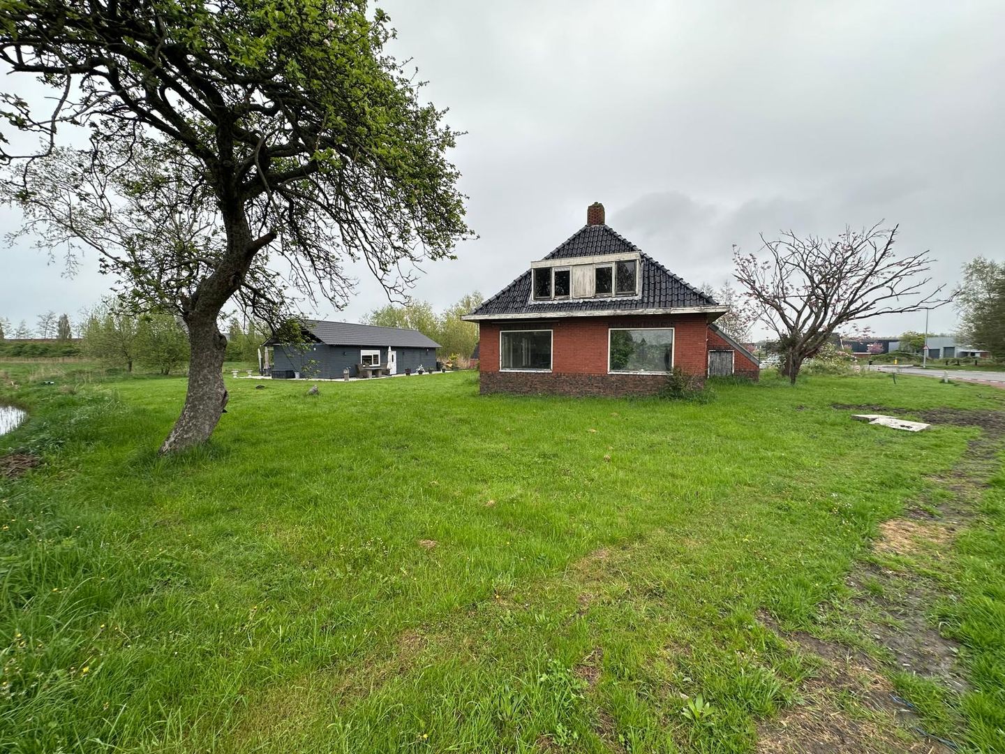 View photo 1 of Euvelgunnerweg 41