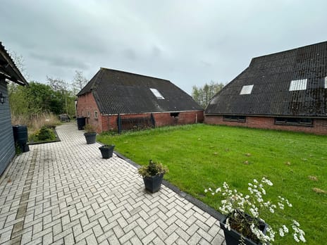 View photos