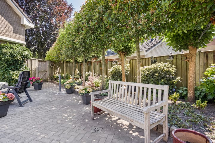 Foto 27 van Marthalaan 22