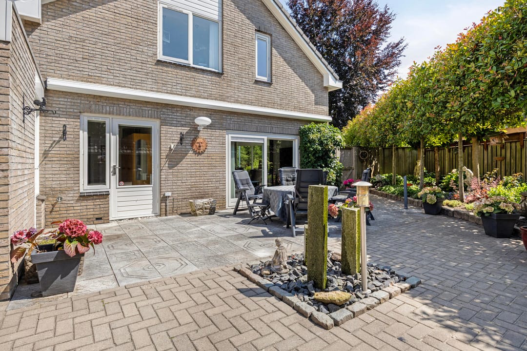 Foto 28 van Marthalaan 22