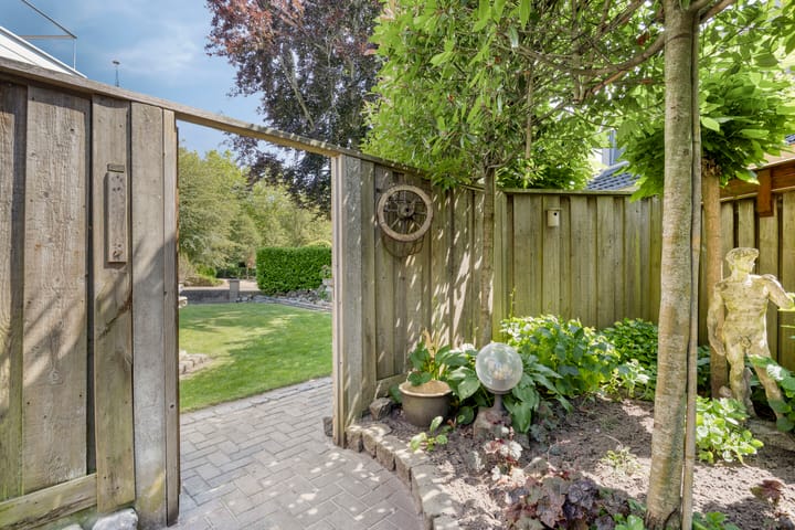 Foto 31 van Marthalaan 22