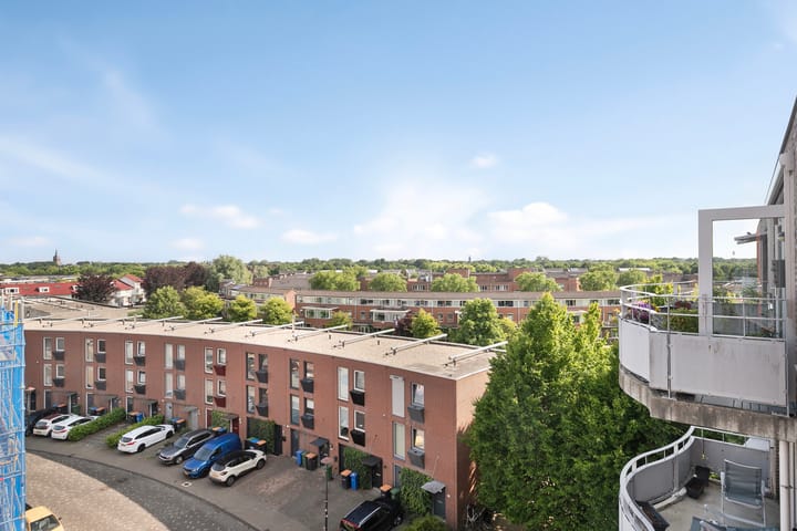 Foto 29 van Regenboog 32