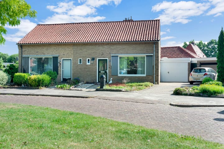 Foto 30 van G J Piksenstraat 27