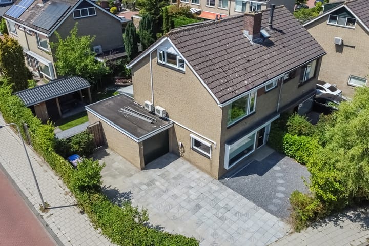 Photo 4 of Christiaan Huygenslaan 16