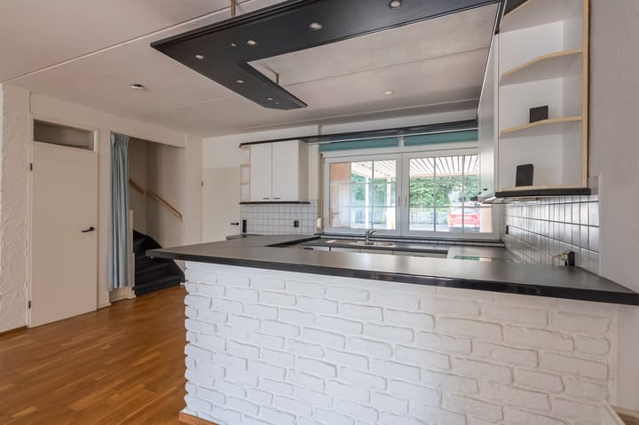 Foto 9 van Hagenroderstraat 39