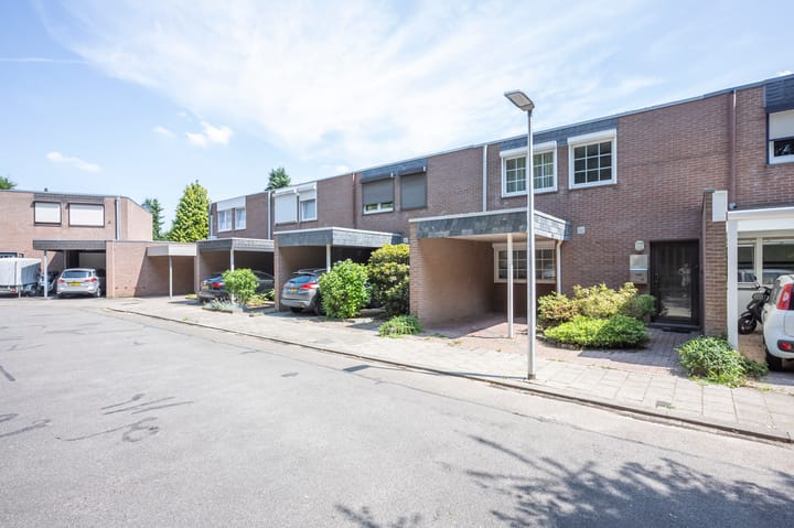 Foto 25 van Hagenroderstraat 39