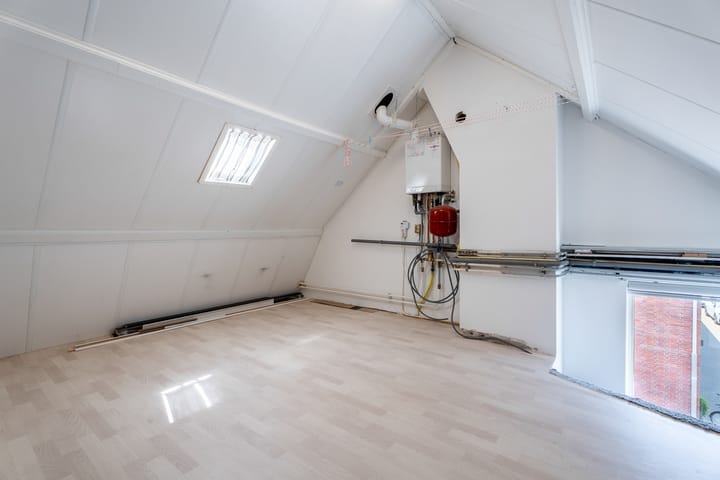 Foto 24 van Christiaan Huygensstraat 48-B