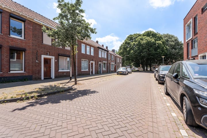 Foto 30 van Christiaan Huygensstraat 48-B