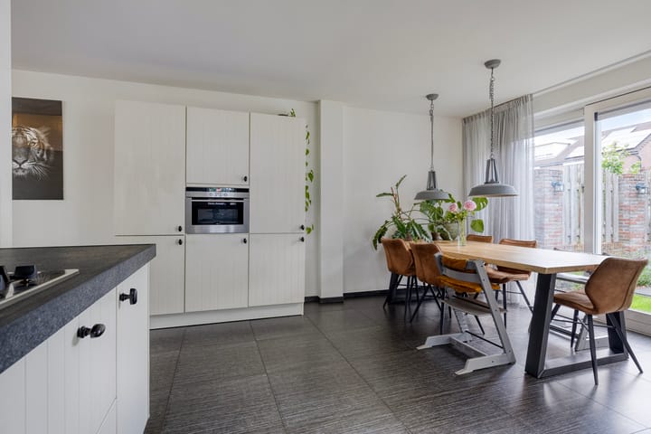 Foto 3 van Nic Beetsstraat 18