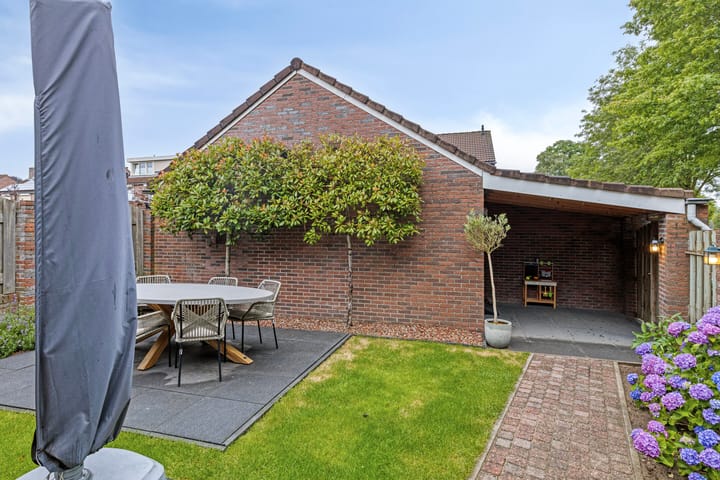 Foto 34 van Nic Beetsstraat 18