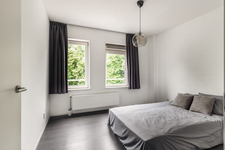 Foto 16 van Hoofdweg 678-J