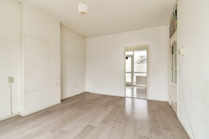 Photo 10 of Reigerstraat 114