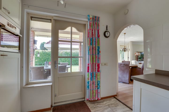 Foto 10 van Liezenweg 6