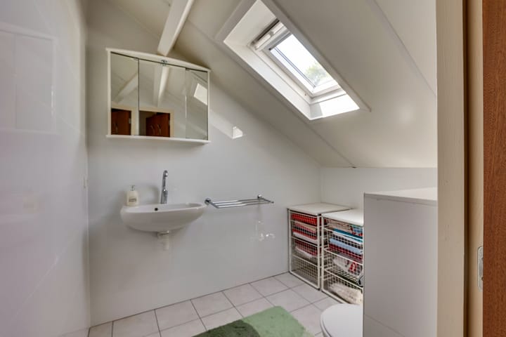 Foto 21 van Liezenweg 6