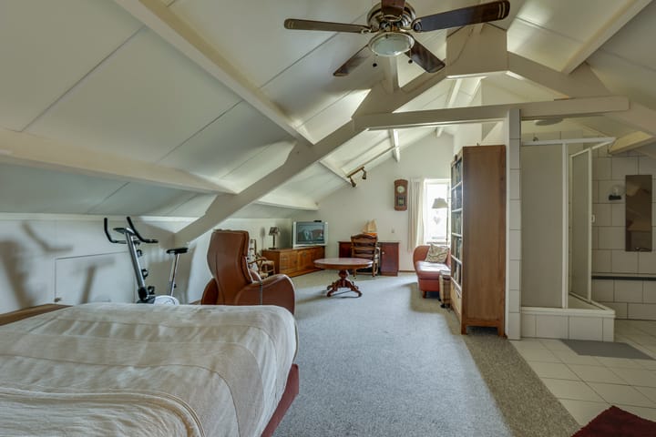 Foto 26 van Liezenweg 6