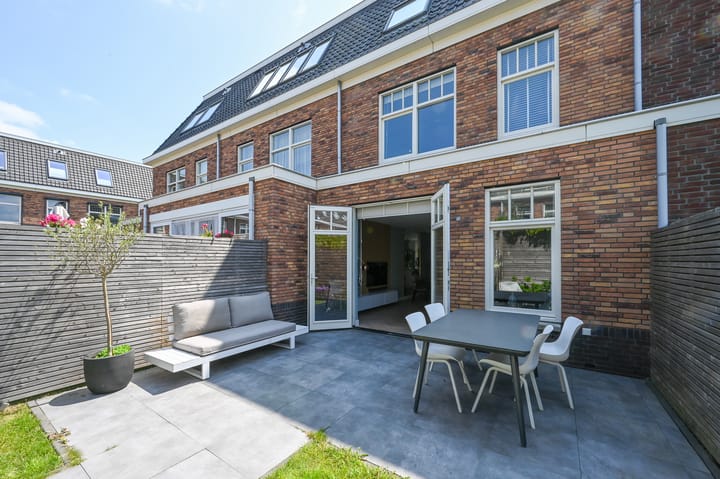 Foto 24 van George Seferislaan 14