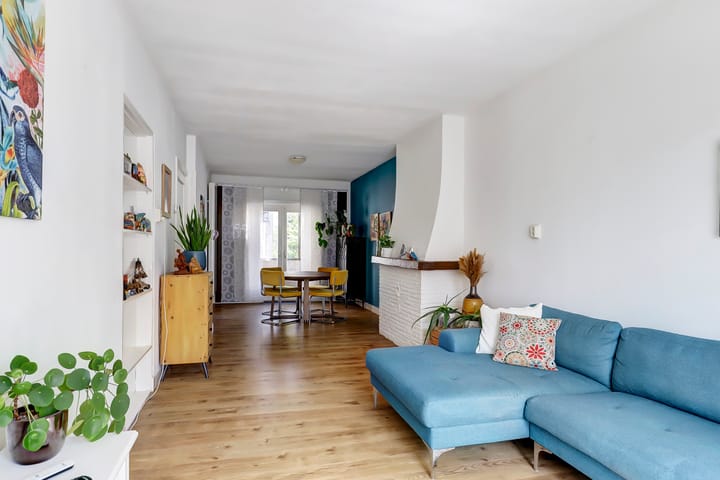 Foto 9 van Laan van Nieuw-Guinea 101-BS